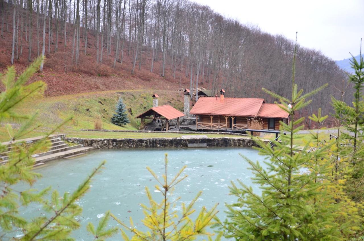 Комплекс Скала Villa Serednye Vodyane Exterior photo
